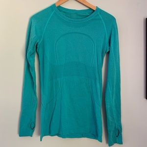 Lululemon athletica size 8 run swiftly long sleeve